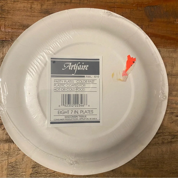 Vintage Halloween party set 2 pc plates and table cloth Artfaire brand - Picture 2 of 4